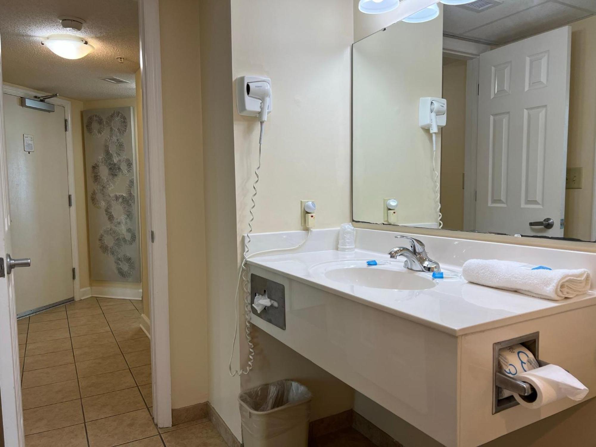 Вилла 2501 S Ocean Blvd, 0811 - Ocean Front Sleeps 6 Миртл-Бич Экстерьер фото