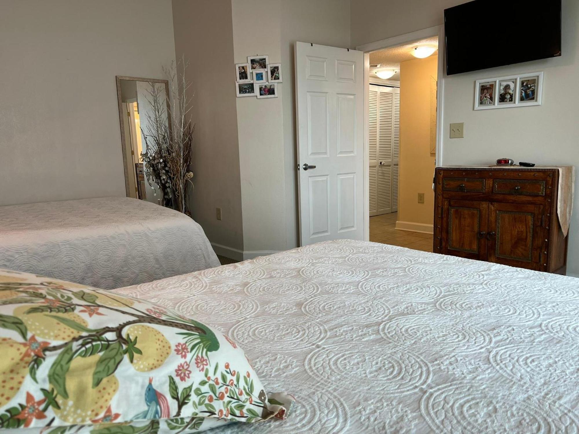 Вилла 2501 S Ocean Blvd, 0811 - Ocean Front Sleeps 6 Миртл-Бич Экстерьер фото